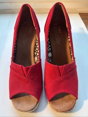 TOMS Red Canvas Peep-Toe Wedges